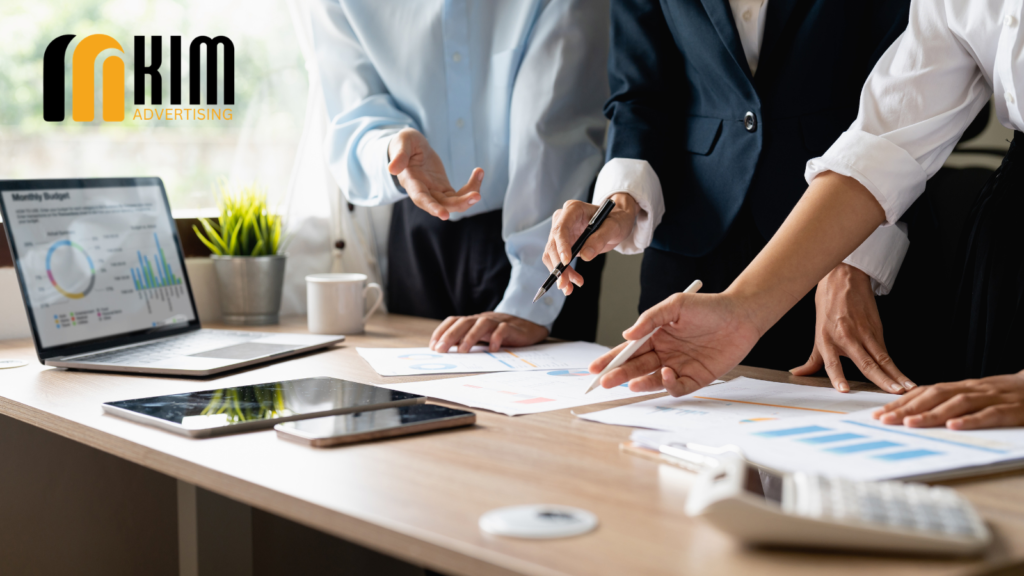 Phòng Marketing Thuê Ngoài: Tối Ưu Hiệu Suất, Đột Phá Tăng Trưởng Cho Doanh Nghiệp 2 phòng marketing thuê ngoài